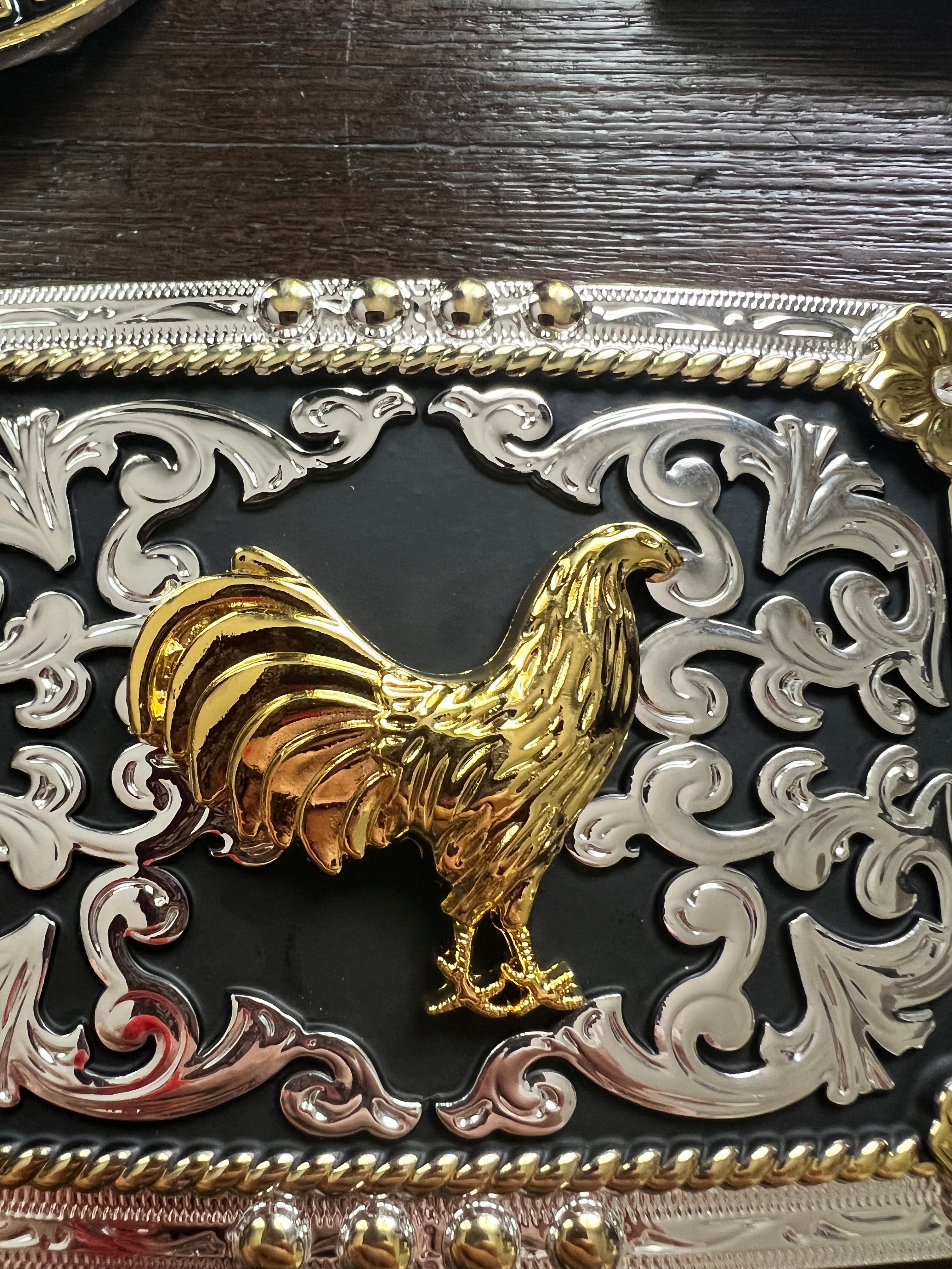 Western Rooster Belt Buckle – Gold & Silver Engraved Hevilla with Black Background