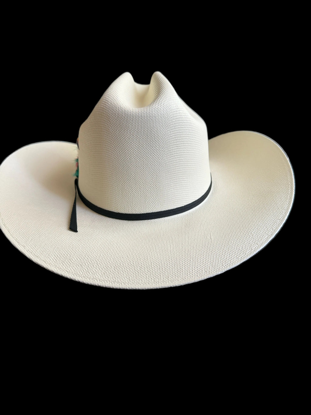 White Western Cowboy Hat – Classic Rodeo Style Hat with a Colorful Feather| Sombrero Vaquero