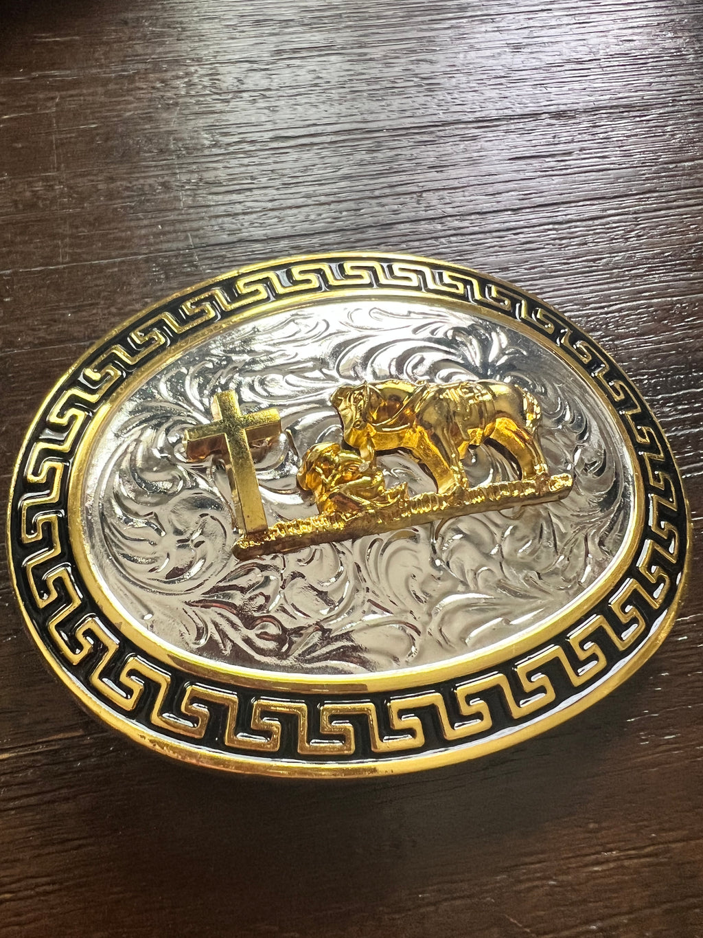 Western Cowboy Belt Buckle with Cross & Praying Cowboy – Gold Silver Engraved Hevilla for Men & Women